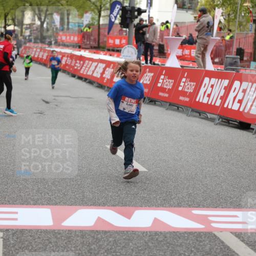 25.04.2026 - Das Zehntel Strokosch-Dieckow http://msf.ph/oto/9620962 25.04.2026 09:14:02 Ziel 2083, 2102 meine-sportfotos.de
