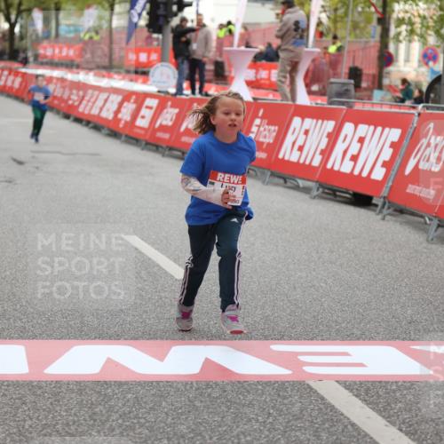 25.04.2026 - Das Zehntel Strokosch-Dieckow http://msf.ph/oto/9620971 25.04.2026 09:14:02 Ziel 2083, 2102 meine-sportfotos.de