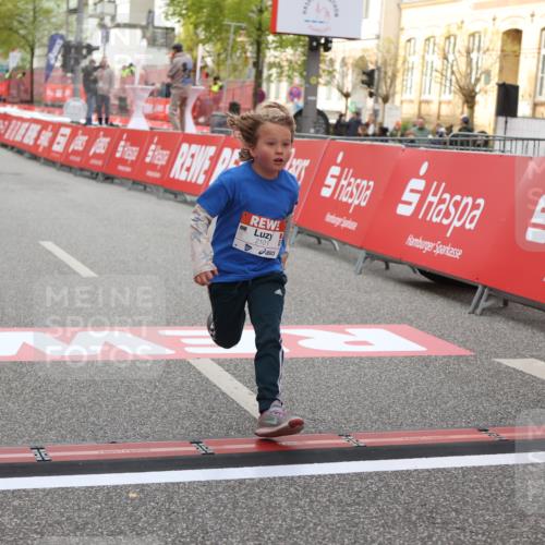 25.04.2026 - Das Zehntel Strokosch-Dieckow http://msf.ph/oto/9621037 25.04.2026 09:14:03 Ziel 2083, 2102 meine-sportfotos.de