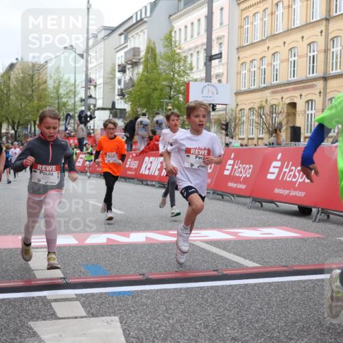 25.04.2026 - Das Zehntel Strokosch-Dieckow http://msf.ph/oto/9621044 25.04.2026 08:52:18 Ziel 1111, 1198, 1281, 1509, 1634, 1974, 2044, 2261, 2262, 2299, 2313, 2892, 2966, 3040, 3087, 3116, 3585, 3587, 3917 meine-sportfotos.de