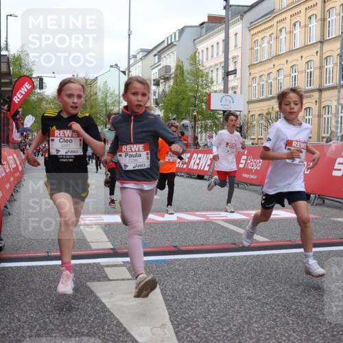 25.04.2026 - Das Zehntel Strokosch-Dieckow http://msf.ph/oto/9621058 25.04.2026 08:52:18 Ziel 1111, 1198, 1281, 1509, 1634, 1974, 2044, 2261, 2262, 2299, 2313, 2892, 2966, 3040, 3087, 3116, 3585, 3587, 3917 meine-sportfotos.de