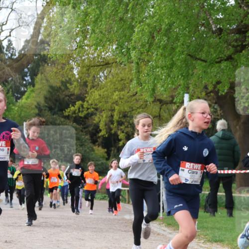 25.04.2026 - Das Zehntel Zöllner http://msf.ph/oto/9621082 25.04.2026 07:39:31 Laufen 3044, 1312, 3606 meine-sportfotos.de