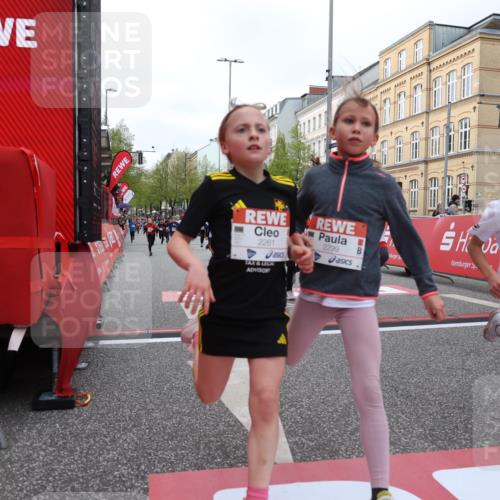 25.04.2026 - Das Zehntel Strokosch-Dieckow http://msf.ph/oto/9621104 25.04.2026 08:52:19 Ziel 1022, 1111, 1198, 1281, 1509, 1634, 2044, 2261, 2262, 2299, 2313, 2892, 3040, 3087, 3116, 3585, 3587, 3917 meine-sportfotos.de