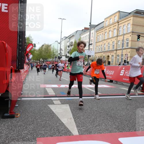 25.04.2026 - Das Zehntel Strokosch-Dieckow http://msf.ph/oto/9621135 25.04.2026 08:52:20 Ziel 1022, 1111, 1198, 1281, 1509, 1634, 1857, 2261, 2262, 2299, 2313, 2892, 3040, 3087, 3585, 3587, 3917 meine-sportfotos.de