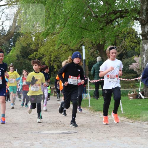 25.04.2026 - Das Zehntel Zöllner http://msf.ph/oto/9621143 25.04.2026 07:39:38 Laufen 1795, 2731, 2167, 3509, 3701 meine-sportfotos.de