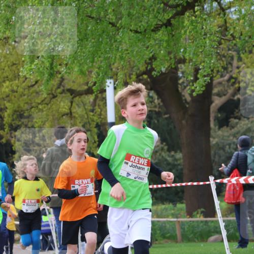 25.04.2026 - Das Zehntel Zöllner http://msf.ph/oto/9621382 25.04.2026 11:39:16 Laufen 12700, 12196 meine-sportfotos.de