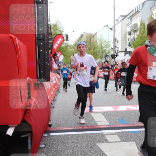 25.04.2026 - Das Zehntel Strokosch-Dieckow http://msf.ph/oto/9621391 25.04.2026 08:52:24 Ziel 1022, 1034, 1224, 1239, 1634, 1857, 2261, 2262, 2299, 2313, 2599, 2603, 2892, 3040, 3220, 3251, 3345, 3587 meine-sportfotos.de