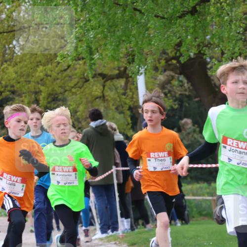 25.04.2026 - Das Zehntel Zöllner http://msf.ph/oto/9621410 25.04.2026 11:39:16 Laufen 12414, 12700, 12466, 12196 meine-sportfotos.de