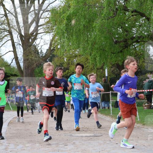25.04.2026 - Das Zehntel Zöllner http://msf.ph/oto/9621546 25.04.2026 07:40:05 Laufen 13333 meine-sportfotos.de
