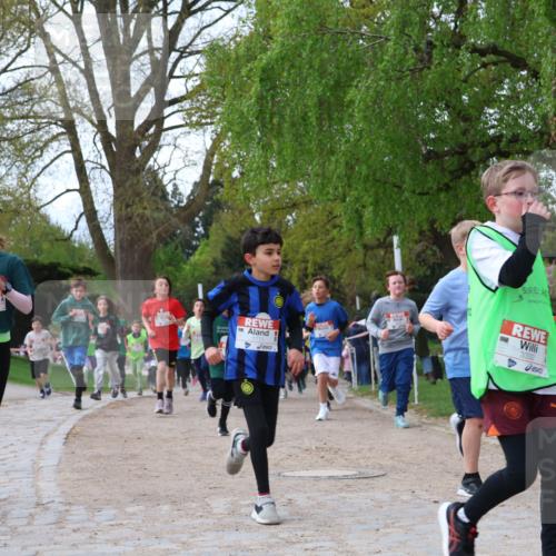 25.04.2026 - Das Zehntel Zöllner http://msf.ph/oto/9621577 25.04.2026 07:40:08 Laufen 3332 meine-sportfotos.de