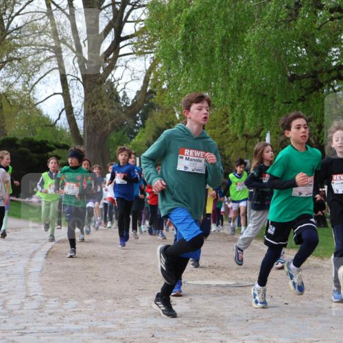 25.04.2026 - Das Zehntel Zöllner http://msf.ph/oto/9621626 25.04.2026 07:40:11 Laufen 3397 meine-sportfotos.de