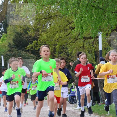 25.04.2026 - Das Zehntel Zöllner http://msf.ph/oto/9621660 25.04.2026 11:39:22 Laufen 1, 12752, 227, 10259, 11772 meine-sportfotos.de