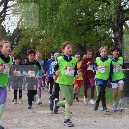 25.04.2026 - Das Zehntel Zöllner http://msf.ph/oto/9621671 25.04.2026 07:40:15 Laufen 3164, 3175 meine-sportfotos.de