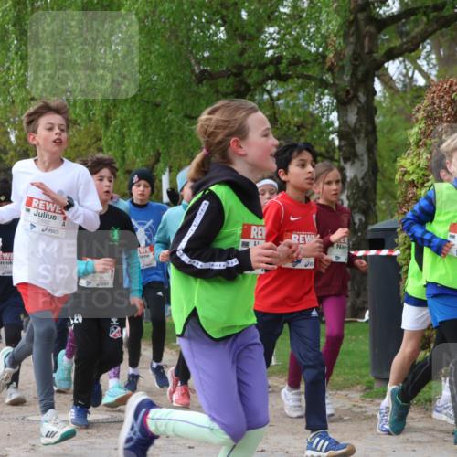 25.04.2026 - Das Zehntel Zöllner http://msf.ph/oto/9621681 25.04.2026 07:40:15 Laufen 2892, 1710, 3251, 3175 meine-sportfotos.de