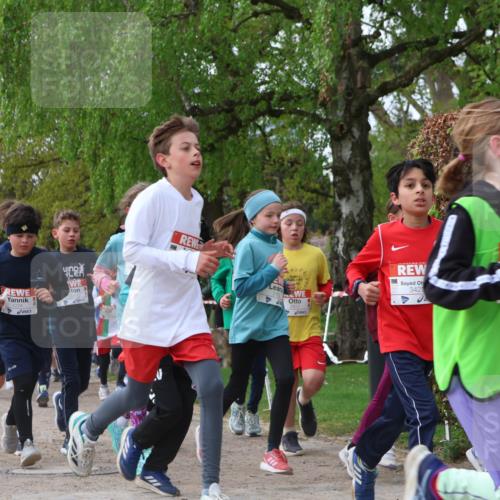 25.04.2026 - Das Zehntel Zöllner http://msf.ph/oto/9621686 25.04.2026 07:40:16 Laufen 3423 meine-sportfotos.de