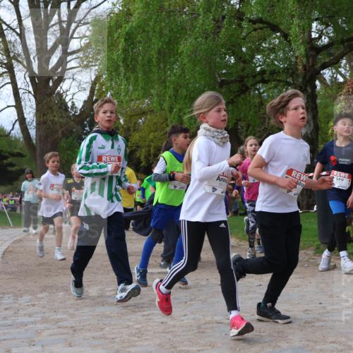 25.04.2026 - Das Zehntel Zöllner http://msf.ph/oto/9621760 25.04.2026 07:40:21 Laufen 3512 meine-sportfotos.de