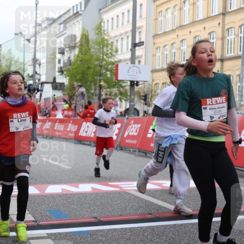 25.04.2026 - Das Zehntel Strokosch-Dieckow http://msf.ph/oto/9621781 25.04.2026 08:52:33 Ziel 1140, 1222, 1225, 1308, 1326, 1514, 1628, 1633, 1847, 2036, 2241, 2453, 2601, 2605, 2618, 2643, 2648, 2684, 2890, 2909, 2925, 3078, 3110, 3134, 3397, 4045 meine-sportfotos.de