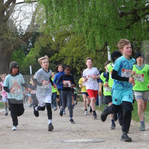 25.04.2026 - Das Zehntel Zöllner http://msf.ph/oto/9621822 25.04.2026 07:40:25 Laufen  meine-sportfotos.de