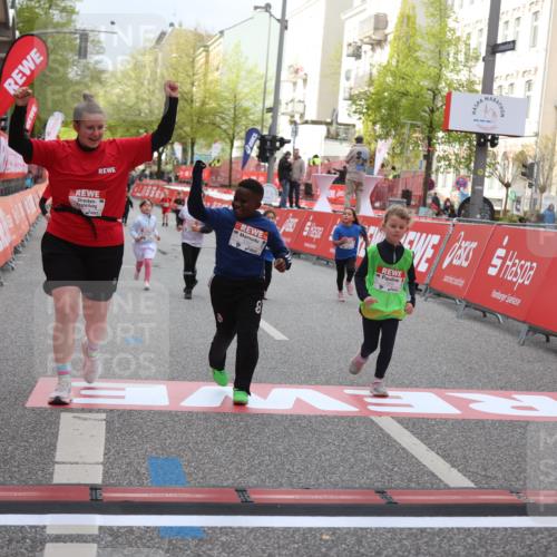 25.04.2026 - Das Zehntel Strokosch-Dieckow http://msf.ph/oto/9621859 25.04.2026 09:14:17 Ziel 3269, 3440 meine-sportfotos.de