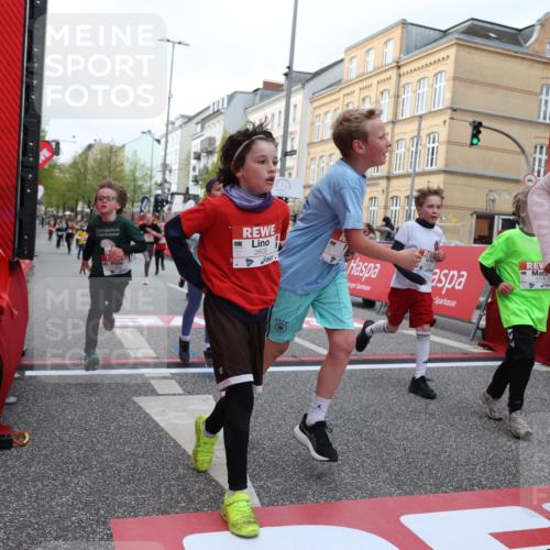 25.04.2026 - Das Zehntel Strokosch-Dieckow http://msf.ph/oto/9621876 25.04.2026 08:52:34 Ziel 1140, 1225, 1308, 1326, 1514, 1628, 1631, 1633, 1730, 2036, 2241, 2453, 2601, 2605, 2643, 2648, 2684, 2890, 2909, 2925, 3078, 3110, 3134, 3397, 4045 meine-sportfotos.de