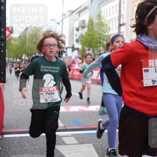 25.04.2026 - Das Zehntel Strokosch-Dieckow http://msf.ph/oto/9621885 25.04.2026 08:52:35 Ziel 1140, 1225, 1326, 1514, 1628, 1631, 1633, 1730, 2021, 2036, 2241, 2453, 2601, 2605, 2643, 2648, 2684, 2810, 2890, 3078, 3110, 3134, 3397 meine-sportfotos.de