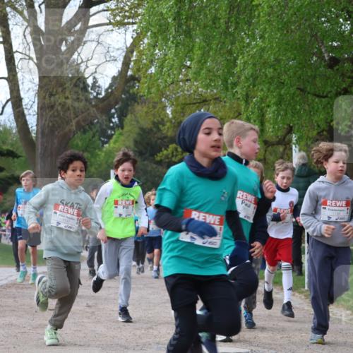 25.04.2026 - Das Zehntel Zöllner http://msf.ph/oto/9621923 25.04.2026 07:40:33 Laufen 1147 meine-sportfotos.de