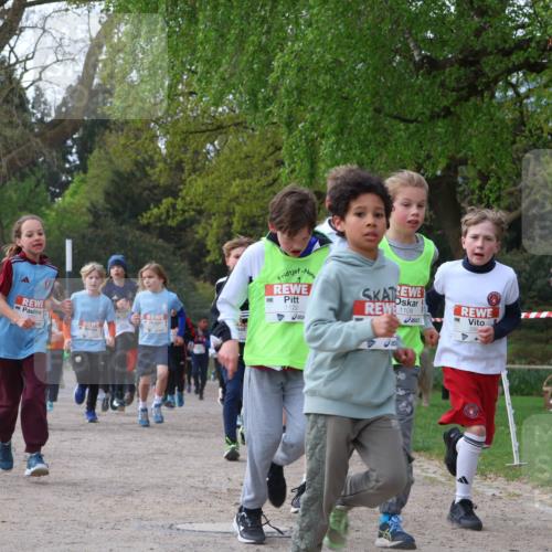 25.04.2026 - Das Zehntel Zöllner http://msf.ph/oto/9621938 25.04.2026 07:40:34 Laufen 1122, 1108, 08 meine-sportfotos.de