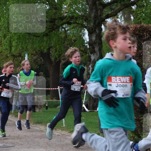 25.04.2026 - Das Zehntel Zöllner http://msf.ph/oto/9621951 25.04.2026 07:40:35 Laufen 1030, 1997, 3651 meine-sportfotos.de