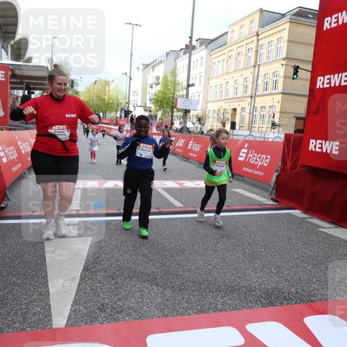 25.04.2026 - Das Zehntel Strokosch-Dieckow http://msf.ph/oto/9621988 25.04.2026 09:14:19 Ziel 2096, 2109, 3269, 3440, 3475, 3869 meine-sportfotos.de