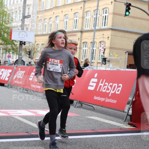 25.04.2026 - Das Zehntel Strokosch-Dieckow http://msf.ph/oto/9622015 25.04.2026 08:52:38 Ziel 1030, 1149, 1225, 1326, 1514, 1631, 1730, 2021, 2036, 2601, 2605, 2623, 2810, 2886, 2890, 3078, 3110, 3134, 3613, 3654 meine-sportfotos.de