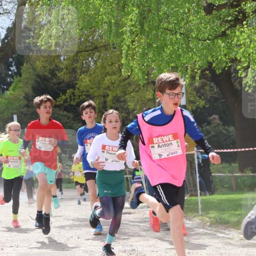 25.04.2026 - Das Zehntel Zöllner http://msf.ph/oto/9622020 25.04.2026 11:39:29 Laufen 10995, 00, 11919, 11672 meine-sportfotos.de