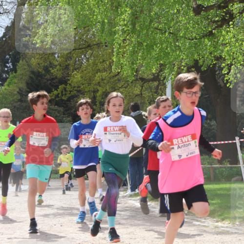 25.04.2026 - Das Zehntel Zöllner http://msf.ph/oto/9622031 25.04.2026 11:39:29 Laufen 11919, 777, 11672 meine-sportfotos.de