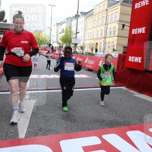 25.04.2026 - Das Zehntel Strokosch-Dieckow http://msf.ph/oto/9622038 25.04.2026 09:14:19 Ziel 2096, 2109, 3269, 3440, 3475, 3869 meine-sportfotos.de