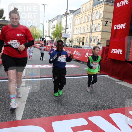 25.04.2026 - Das Zehntel Strokosch-Dieckow http://msf.ph/oto/9622047 25.04.2026 09:14:19 Ziel 2096, 2109, 3269, 3440, 3475, 3869 meine-sportfotos.de
