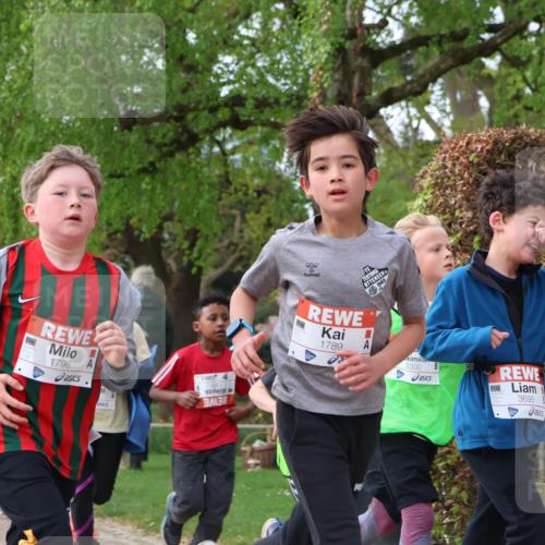 25.04.2026 - Das Zehntel Zöllner http://msf.ph/oto/9622052 25.04.2026 07:40:42 Laufen 1798, 1789, 061, 3300, 3695 meine-sportfotos.de