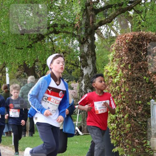 25.04.2026 - Das Zehntel Zöllner http://msf.ph/oto/9622064 25.04.2026 07:40:43 Laufen 3677, 3167, 0250 meine-sportfotos.de