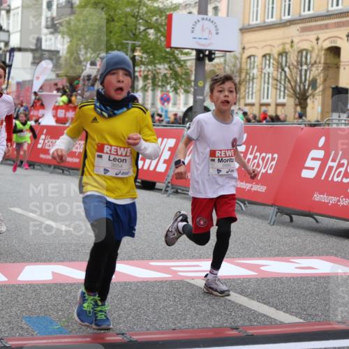 25.04.2026 - Das Zehntel Strokosch-Dieckow http://msf.ph/oto/9622070 25.04.2026 08:52:39 Ziel 1030, 1149, 1225, 1326, 1514, 1631, 1730, 2021, 2601, 2623, 2810, 2886, 2890, 3078, 3110, 3134, 3613, 3654, 3830 meine-sportfotos.de