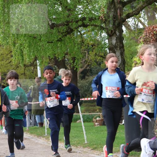 25.04.2026 - Das Zehntel Zöllner http://msf.ph/oto/9622072 25.04.2026 07:40:44 Laufen 282, 1848, 9, 1209, 3674 meine-sportfotos.de