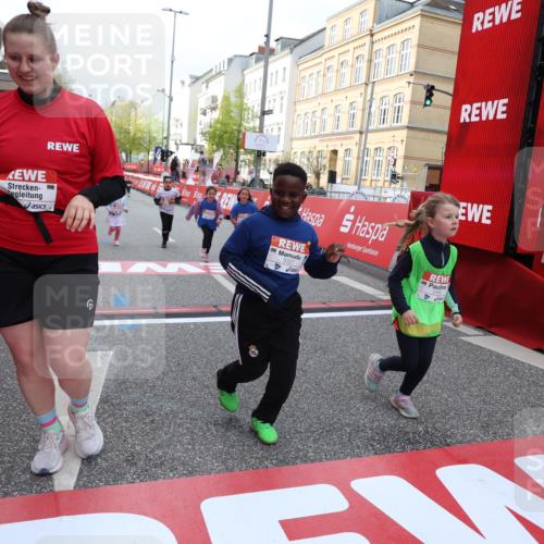 25.04.2026 - Das Zehntel Strokosch-Dieckow http://msf.ph/oto/9622075 25.04.2026 09:14:19 Ziel 2096, 2109, 3269, 3440, 3475, 3869 meine-sportfotos.de