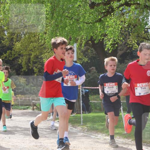 25.04.2026 - Das Zehntel Zöllner http://msf.ph/oto/9622095 25.04.2026 11:39:31 Laufen 13011, 10602, 10264 meine-sportfotos.de