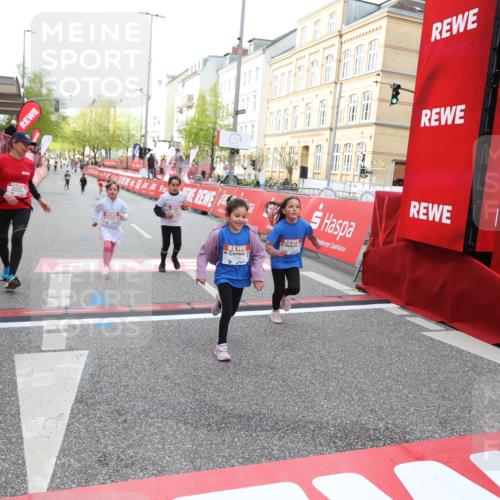 25.04.2026 - Das Zehntel Strokosch-Dieckow http://msf.ph/oto/9622108 25.04.2026 09:14:21 Ziel 2096, 2109, 3269, 3475, 3869 meine-sportfotos.de