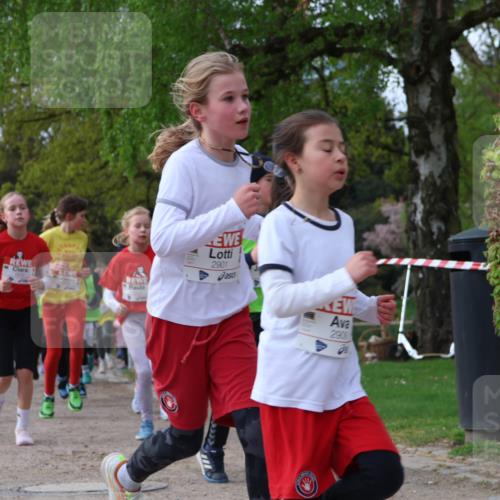 25.04.2026 - Das Zehntel Zöllner http://msf.ph/oto/9622132 25.04.2026 07:40:47 Laufen 2901, 2909 meine-sportfotos.de