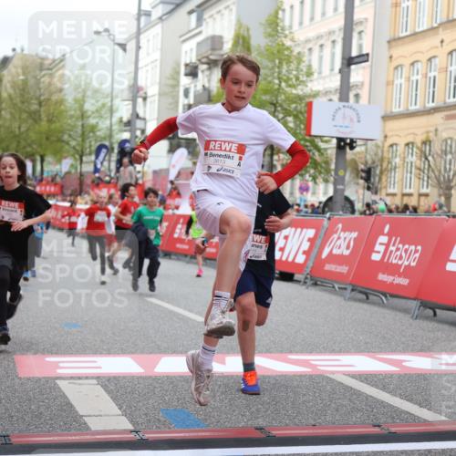 25.04.2026 - Das Zehntel Strokosch-Dieckow http://msf.ph/oto/9622133 25.04.2026 08:52:40 Ziel 1030, 1149, 1326, 1631, 1730, 2021, 2601, 2623, 2810, 2886, 2890, 3078, 3110, 3134, 3613, 3654, 3830 meine-sportfotos.de