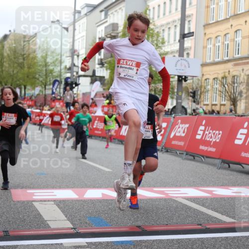 25.04.2026 - Das Zehntel Strokosch-Dieckow http://msf.ph/oto/9622147 25.04.2026 08:52:40 Ziel 1030, 1149, 1326, 1631, 1730, 2021, 2601, 2623, 2810, 2886, 2890, 3078, 3110, 3134, 3613, 3654, 3830 meine-sportfotos.de