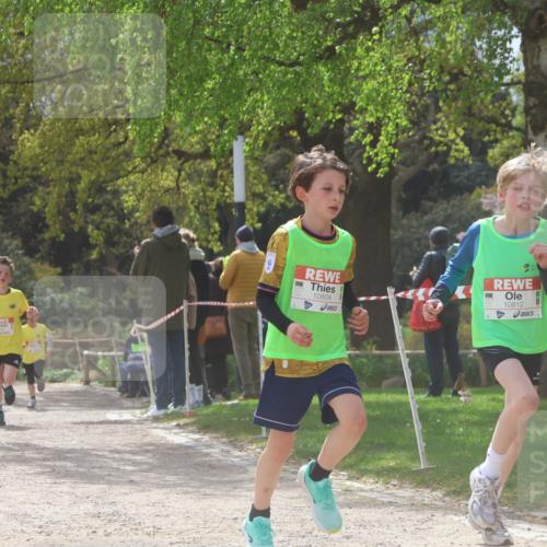 25.04.2026 - Das Zehntel Zöllner http://msf.ph/oto/9622182 25.04.2026 11:39:33 Laufen 10808, 10812 meine-sportfotos.de