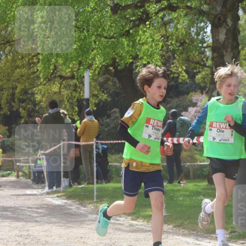 25.04.2026 - Das Zehntel Zöllner http://msf.ph/oto/9622192 25.04.2026 11:39:33 Laufen 10808, 10812 meine-sportfotos.de