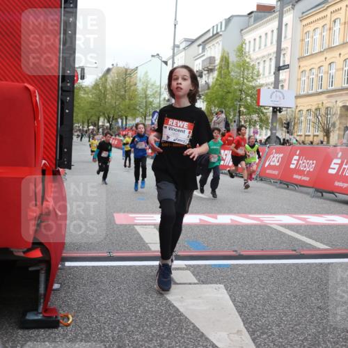 25.04.2026 - Das Zehntel Strokosch-Dieckow http://msf.ph/oto/9622209 25.04.2026 08:52:41 Ziel 1030, 1149, 1631, 1730, 2021, 2451, 2623, 2673, 2680, 2810, 2886, 2990, 3078, 3110, 3134, 3613, 3654, 3830, 3969, 4047 meine-sportfotos.de
