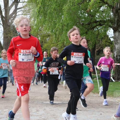 25.04.2026 - Das Zehntel Zöllner http://msf.ph/oto/9622215 25.04.2026 07:40:53 Laufen 3789, 3808 meine-sportfotos.de