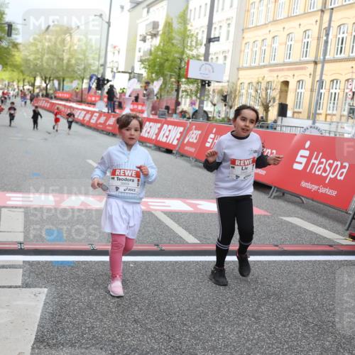 25.04.2026 - Das Zehntel Strokosch-Dieckow http://msf.ph/oto/9622231 25.04.2026 09:14:22 Ziel 2096, 2109, 3269, 3475, 3869 meine-sportfotos.de