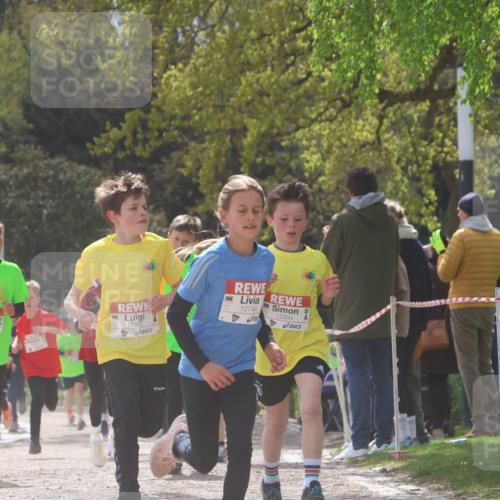 25.04.2026 - Das Zehntel Zöllner http://msf.ph/oto/9622247 25.04.2026 11:39:35 Laufen 12302, 12744, 625, 12304 meine-sportfotos.de